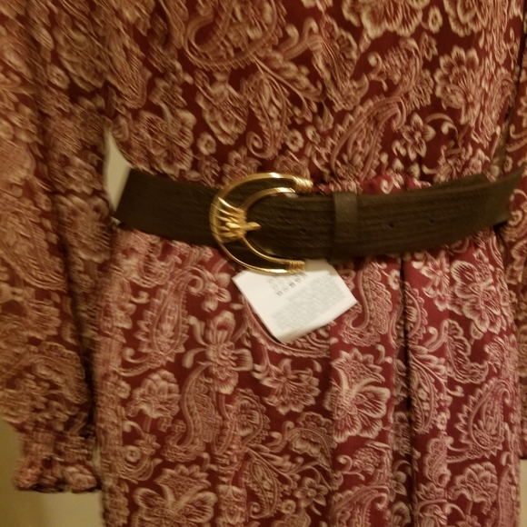 NWT size S, Zara dark red floral printed belted dress - Picture 6 of 9